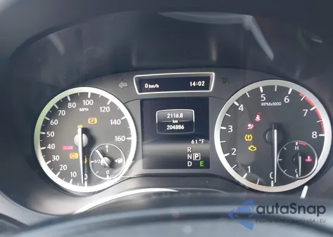 2018 Infiniti Qx30 Premium z USA, uszkodzony, nr VIN SJKCH5CR2JA057564